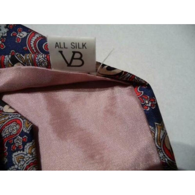 Stropdas Disney met Mickey Mouse 100% zijde silk