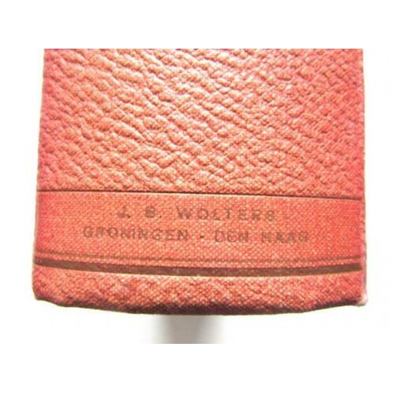 Woordenboek Latijn. (Ophalen in Amersfoort)