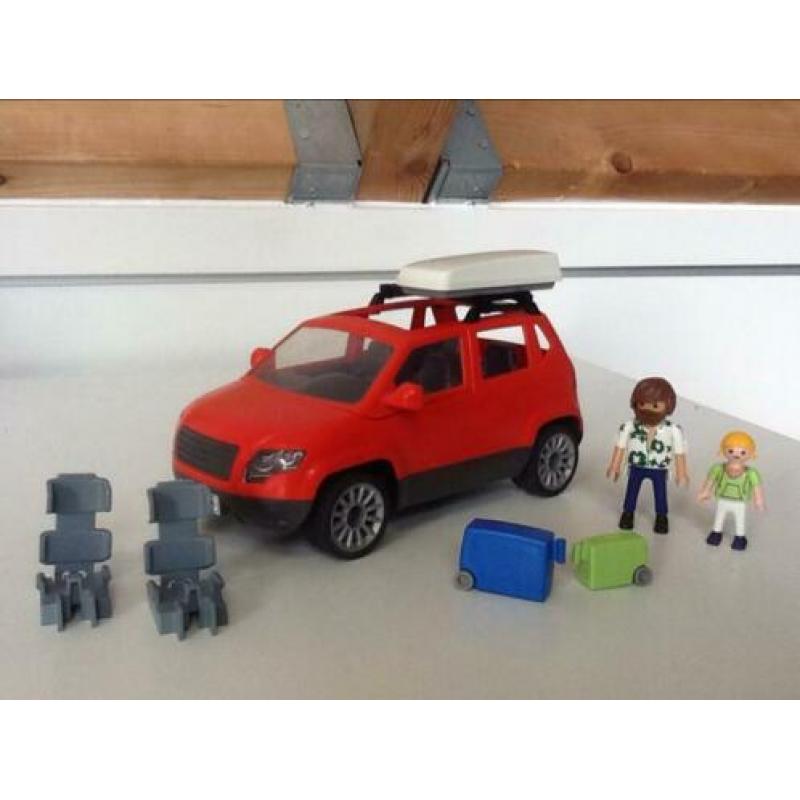 Gezinswagen / auto met dakkoffer van playmobil nr. 5436