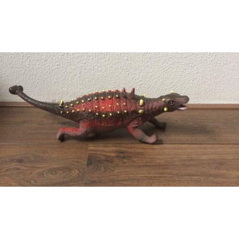 Plastic dinosaurussen