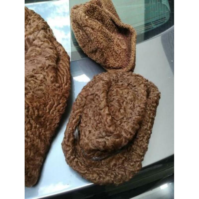 Bruine vintage bontjas l met hoedjes