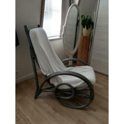 Vintage grote rotan fauteuil met kussen