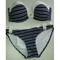Nieuw! Beach Life Bandeau bikini broekje * 40C (marine)