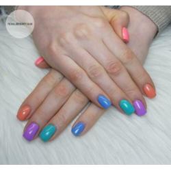 Nagelstyliste • Welkom overdag /avond / zaterdag