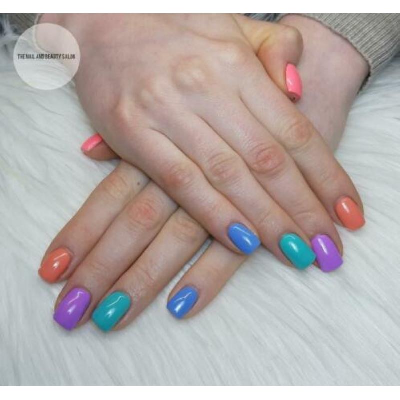 Nagelstyliste • Welkom overdag /avond / zaterdag
