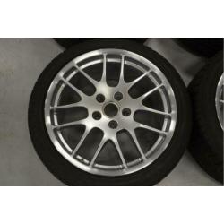 Org. 20'' Porsche Panamera 5x130 Breedset Velgen + Banden