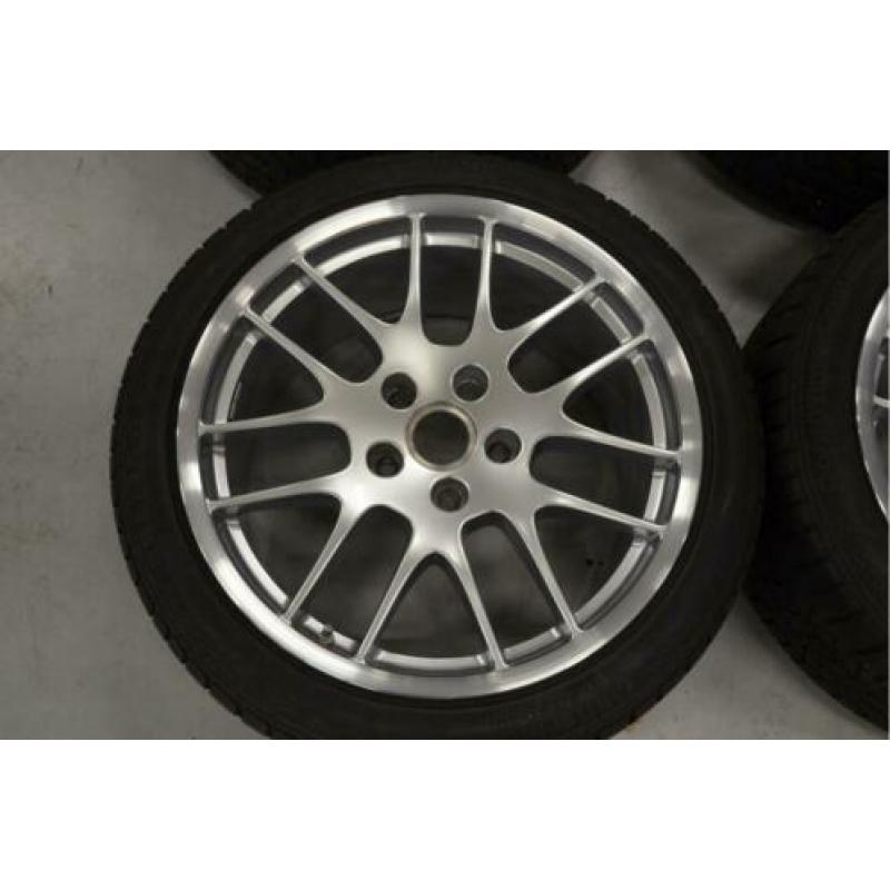Org. 20'' Porsche Panamera 5x130 Breedset Velgen + Banden
