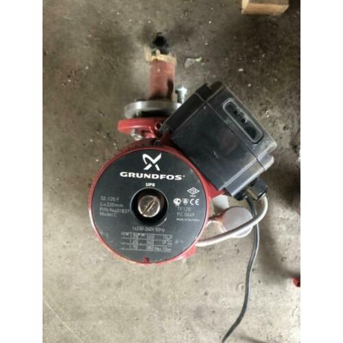 Te koop teab grundfos pomp