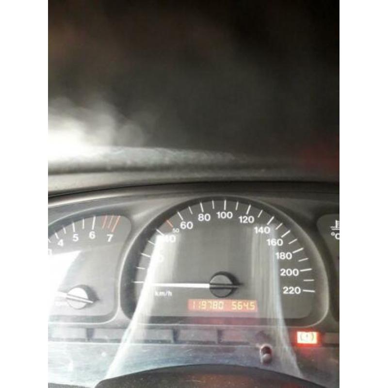 Mooie Vectra B station 1.6-16v