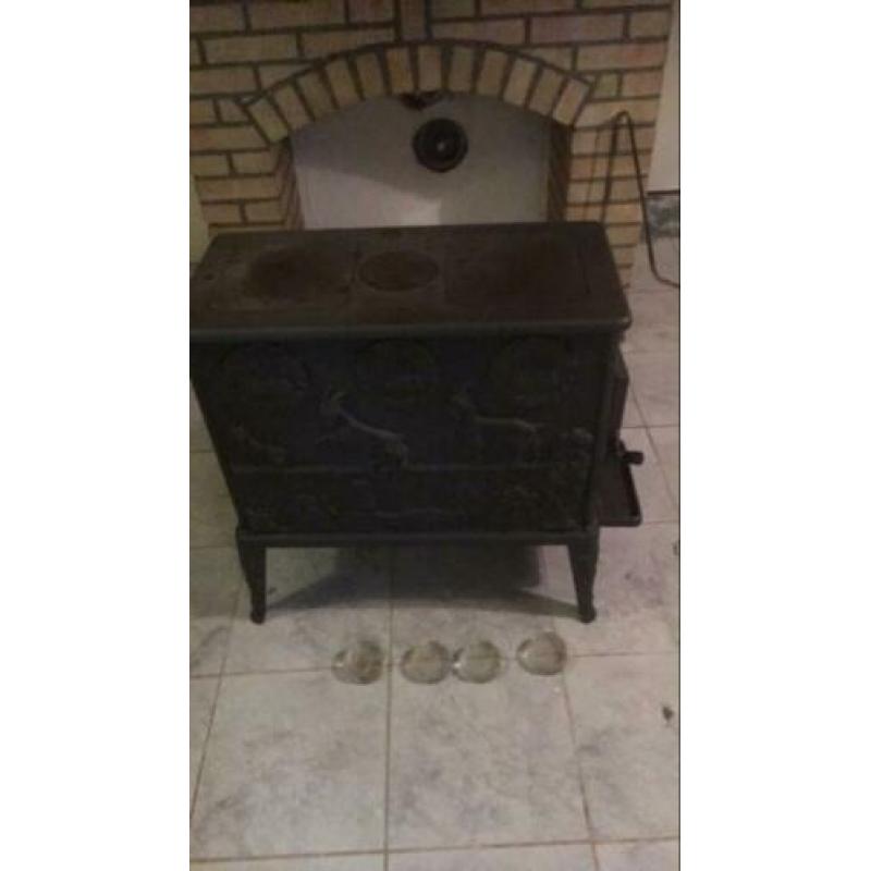 Houtkachel geiten te koop