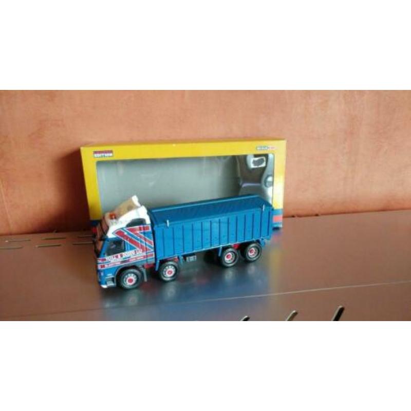 CORGI CC13508 Volvo FM Bulk Tipper - Yuill & Dodds LTD