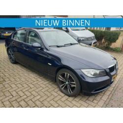 BMW 3-serie 3ER REIHE Prachtige 320 autom. of vanaf €99,- p.