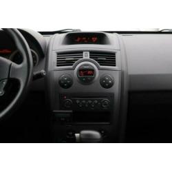 Renault Mégane 2.0-16V Privilege Luxe Automaat | Climate con
