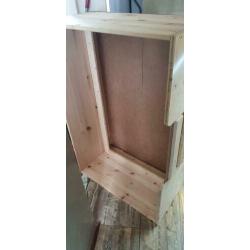 Houten werpkist.