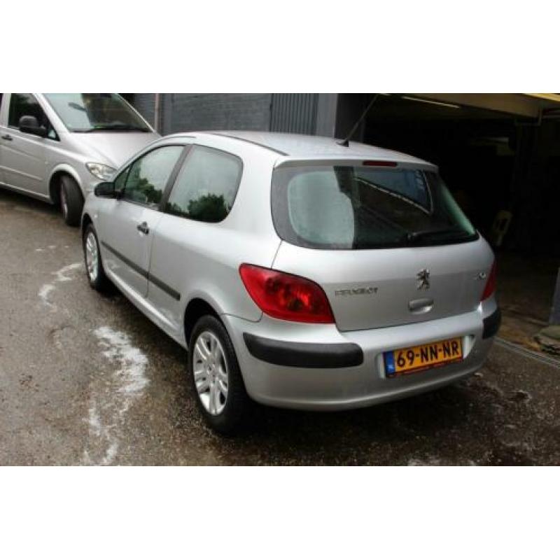 Peugeot 307 1.4-16V XR Elekt ramen Audio installatie, APK to