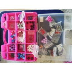 Grote collectie diverse kralen