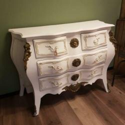 Brocante ladenkast, buikkast, dressoir.