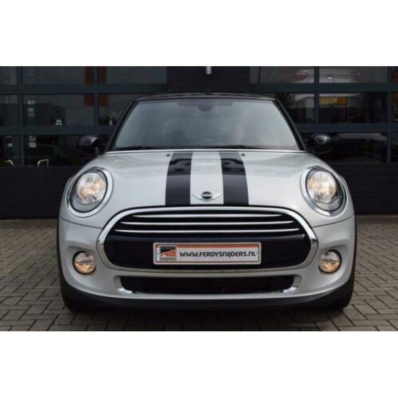 MINI Mini 1.5 Cooper D | Navigatie | PDC | Cruise | Climate