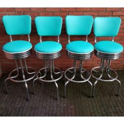 Fifties sixties Amerikaanse barkrukken met rug Bel Air tafel
