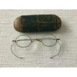 7 oude vintage brilletjes, oa. Harry Potter model en anders