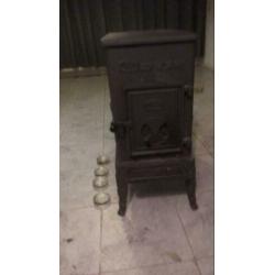 Houtkachel geiten te koop