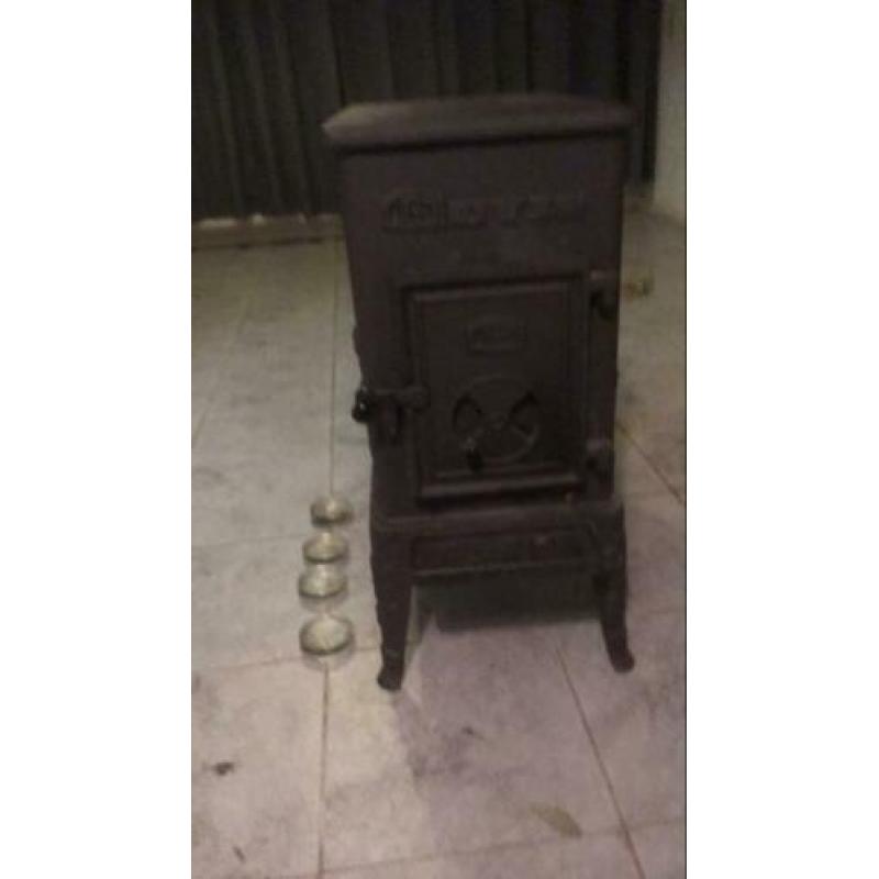 Houtkachel geiten te koop