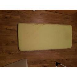 Camping bed met matras
