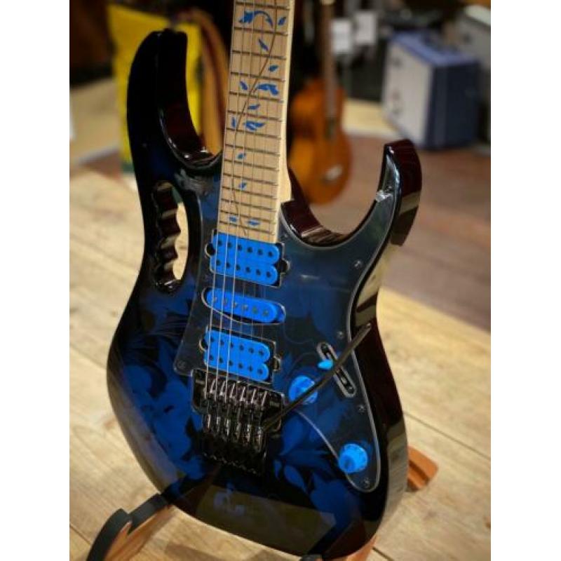 Ibanez JEM77P BFP Steve Vai