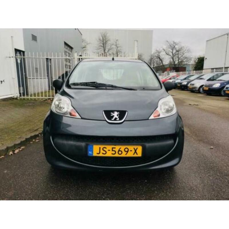 Peugeot 107 1.0-12V XR Bj 2006 km 130000 NAP NIEUW APK