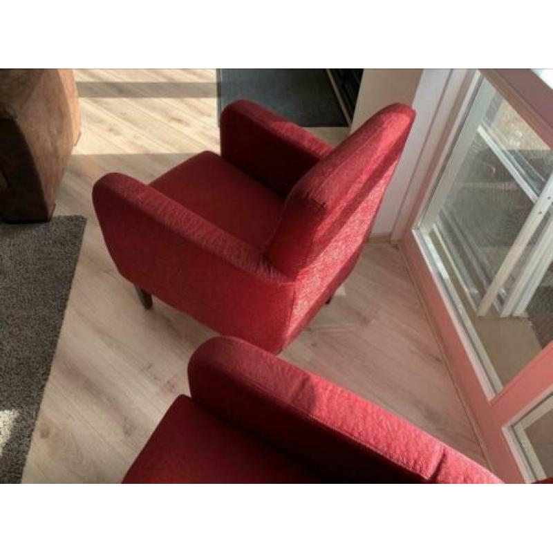 2 Rode stoelen