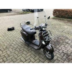 Vespa LX Touring 4T