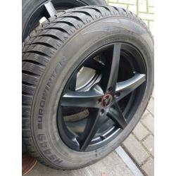 8 sets Nissan X-Trail Qashqai winter banden velgen 17/ 18