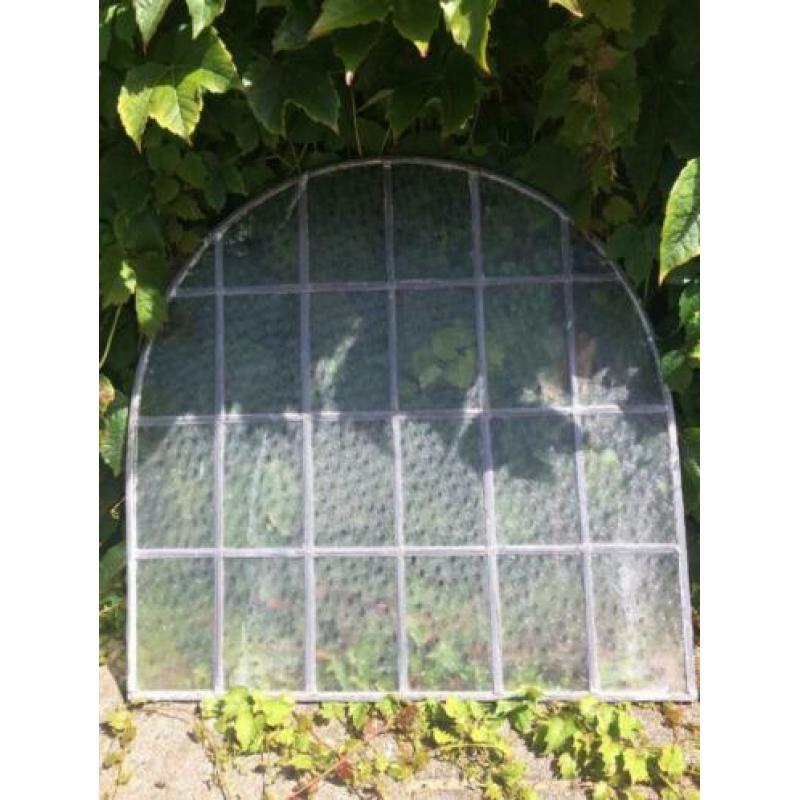 Brocant Glas in lood raam met bubbeltjesglas met bloemetjes