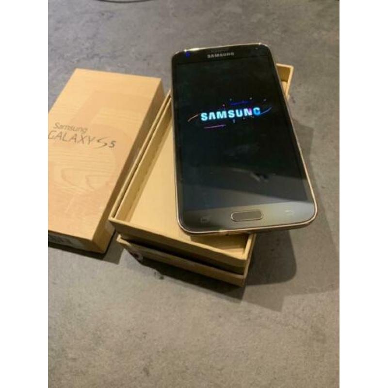 Samsung Galaxy S5 copper gold