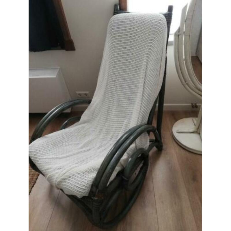 Vintage grote rotan fauteuil met kussen
