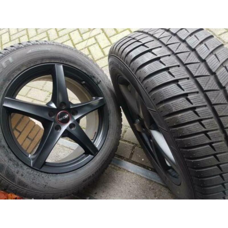 8 sets Nissan X-Trail Qashqai winter banden velgen 17/ 18