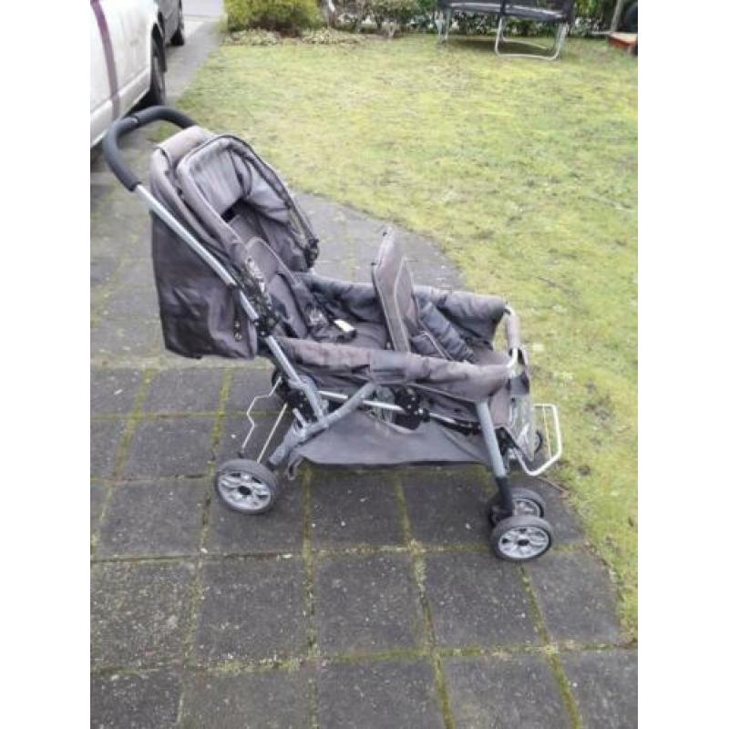 Dubbele kinderwagen