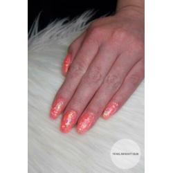 Nagelstyliste • Welkom overdag /avond / zaterdag