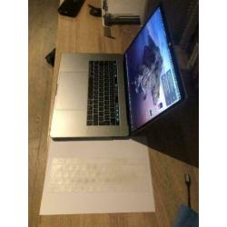 MacBook Pro 15, 2019 Touch Bar & ID 2.3GHz 8-core i9 /16G