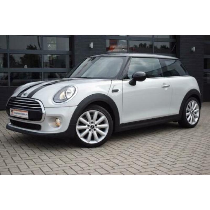 MINI Mini 1.5 Cooper D | Navigatie | PDC | Cruise | Climate