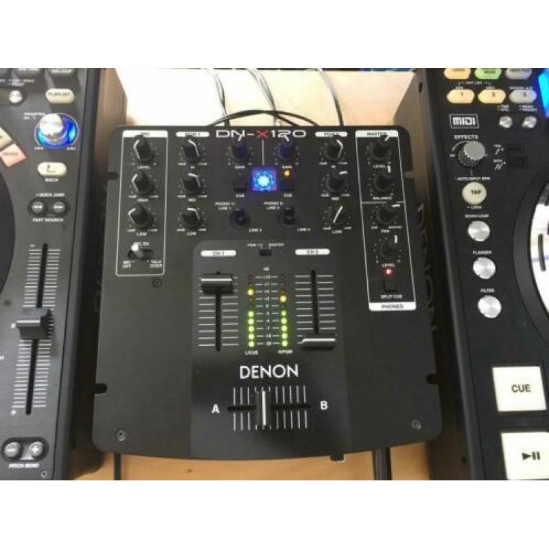2 x denon dn-hs5500 table top + denon dn-x120 mixer