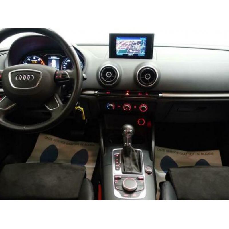 Audi A3 Sportback 1.4 TFSI Pro LIne S [ S-LINE ] Autom, Navi