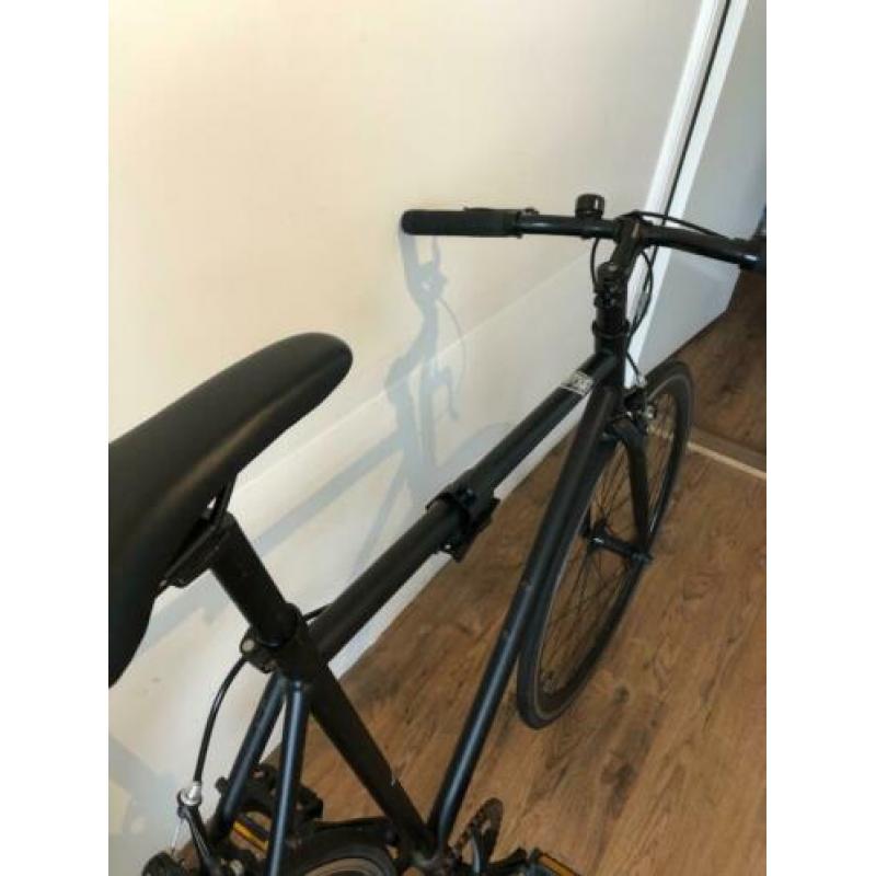 1 jaar oude State Bicycle, zo goed als nieuw