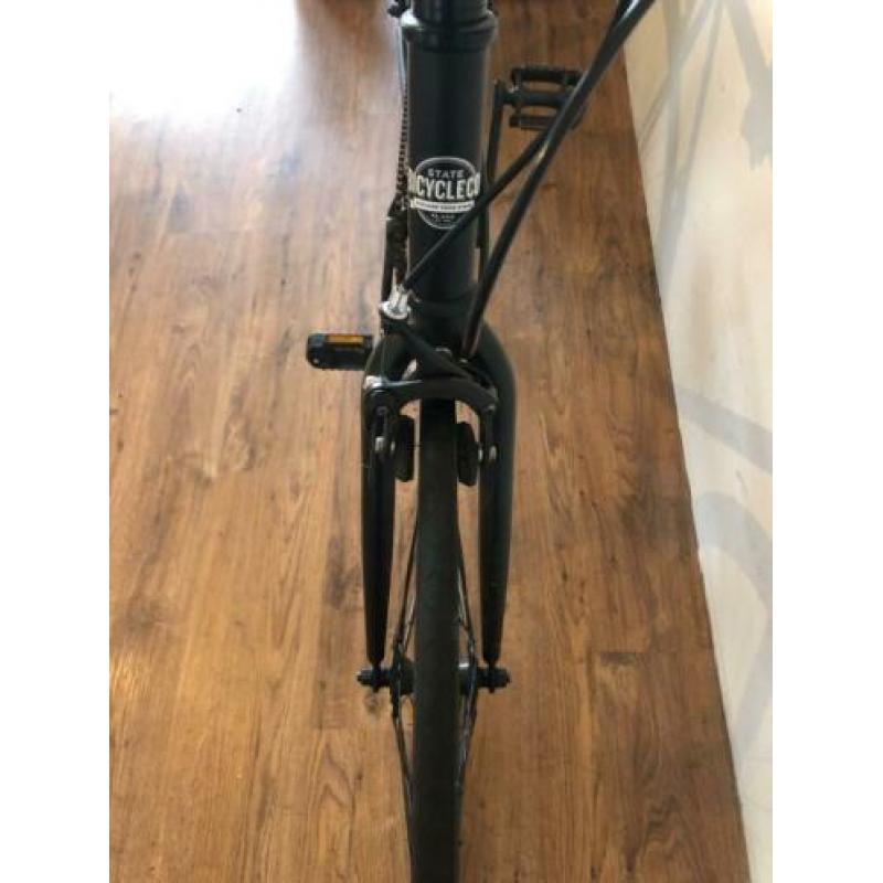 1 jaar oude State Bicycle, zo goed als nieuw