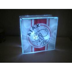 Glasblok Ajax met verlichting