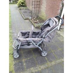 Dubbele kinderwagen
