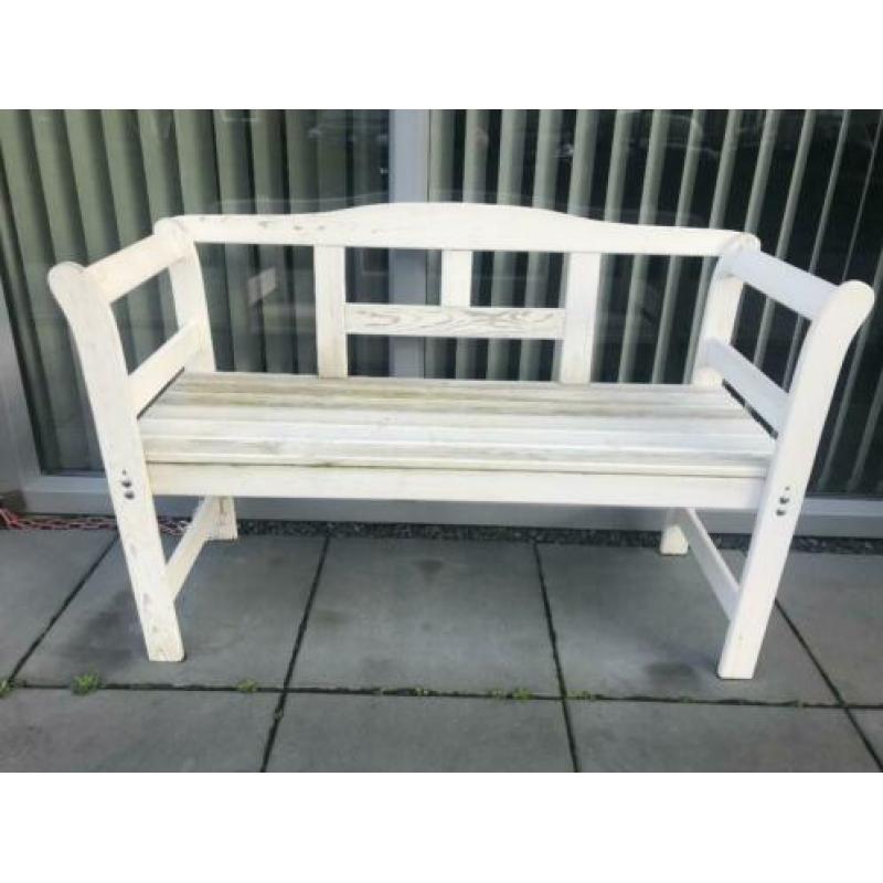 Witte tuinbank