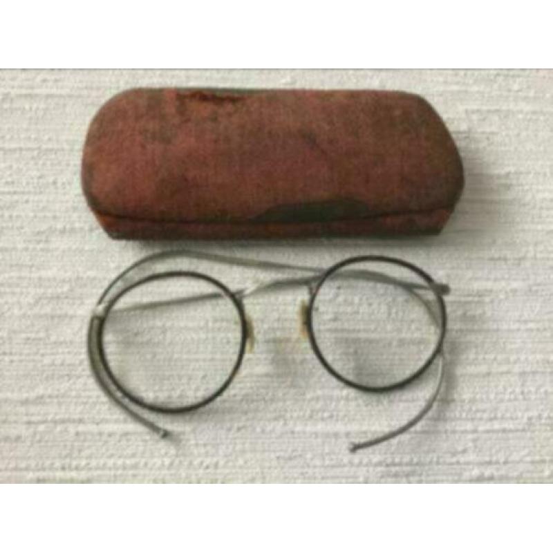 7 oude vintage brilletjes, oa. Harry Potter model en anders