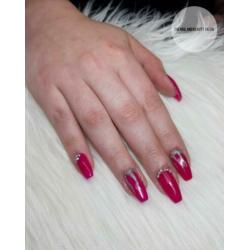 Nagelstyliste • Welkom overdag /avond / zaterdag