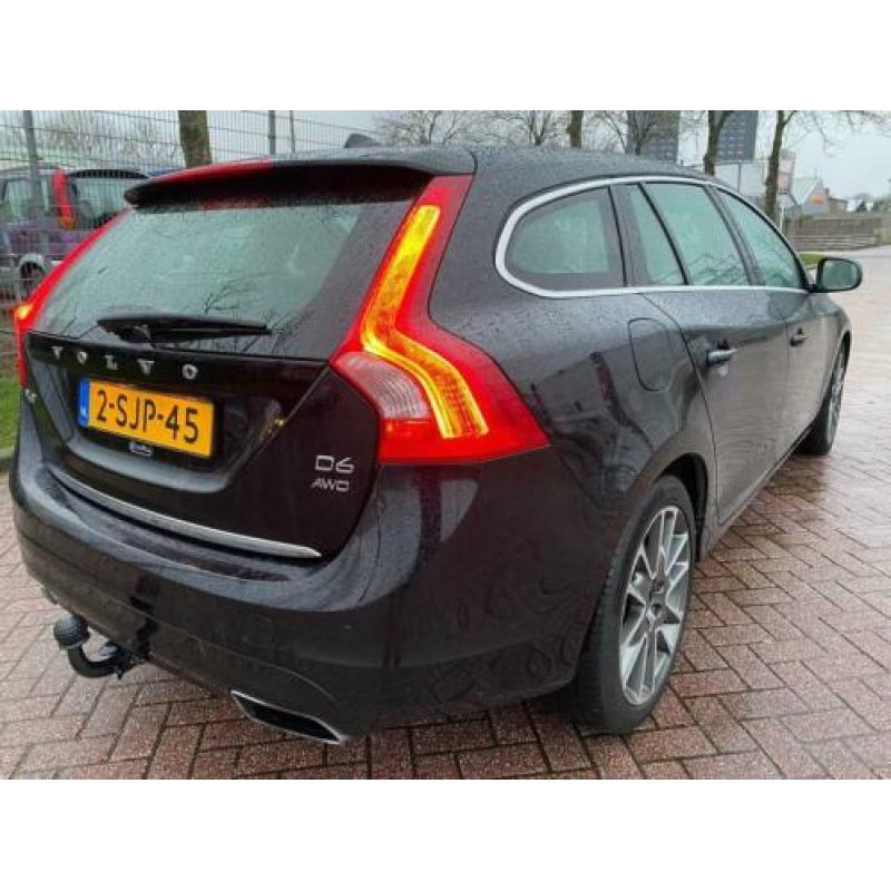 Volvo V60 2.4 D6 AWD Plug-In Hybrid Summum